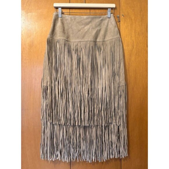 NWT BANANA REPUBLIC SEVILLA SUEDE FRINGE SKIRT, SIZE: 2 - Picture 5 of 10